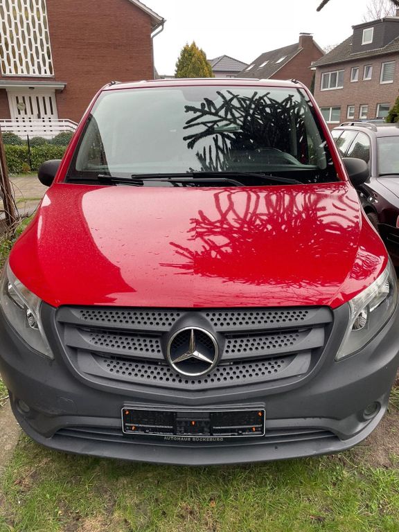 Image of Mercedes-Benz Vito