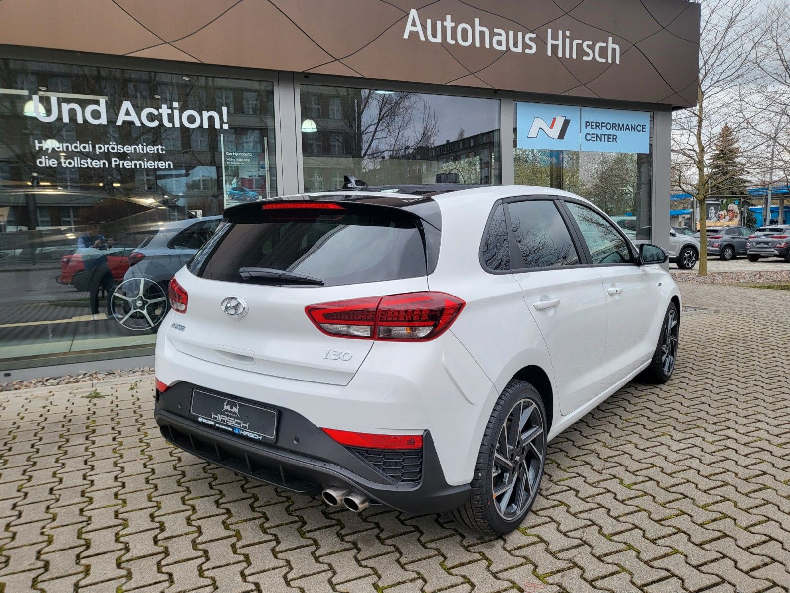 Fahrzeugabbildung Hyundai i30 1.5 T-GDI M/T (48V) N-LINE NAVI ASSI PANO