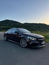 Mercedes-Benz CLA 45 AMG Mercedes-AMG CLA 45 4MATIC DCT Me... - Mercedes-Benz CLA 45 AMG: Coupe