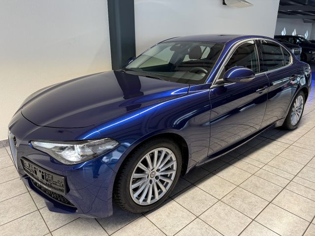 Alfa Romeo Giulia Kamera Memory Keyless LED Navi SHZ Temp