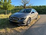 Mercedes-Benz CLA 180 AMG Line AMG Line, Top Zustand - Mercedes-Benz CLA 180 in Freiburg