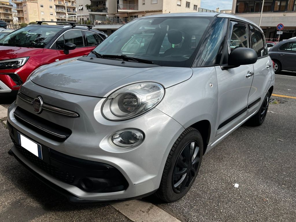 Image of Fiat 500L Urban