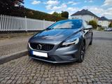 Volvo V40 T2 R Design LED Kamera Navi Business Winter - Volvo V40 aus 2019