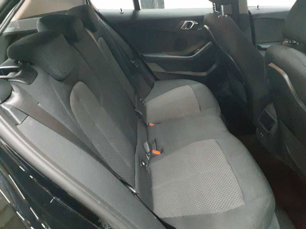 BMW 1 Series 2023