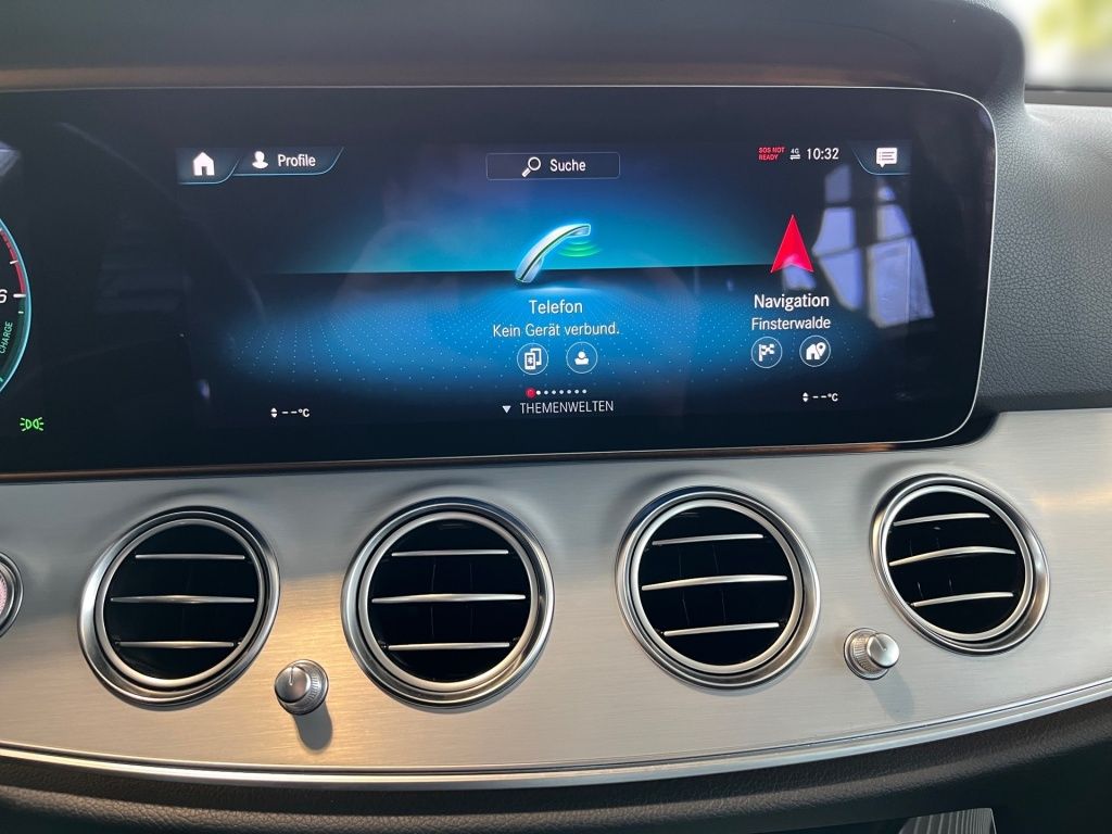 Fahrzeugabbildung Mercedes-Benz E 300 deT 4M AMG AHK Distronic+ Pano HUD LED 360