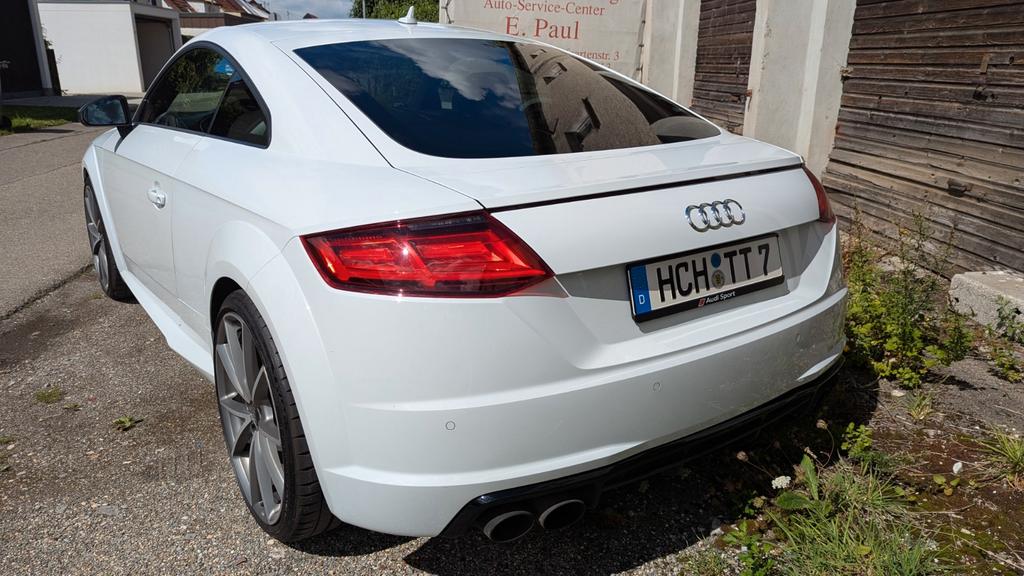 Audi TTS