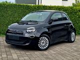 Fiat 500e 500 e Action (Elektro, 1. Hand, Automatik) - schwarze Fiat 500e