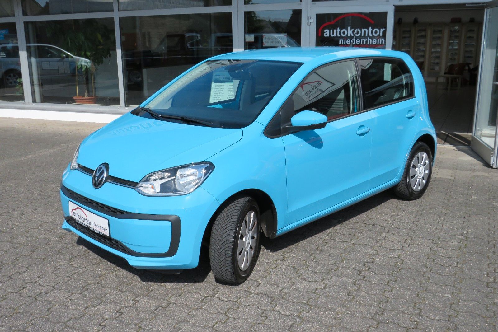 Fahrzeugabbildung Volkswagen up! 4T GJ KLIMA SPURHALTE DAB SCHECKHEFT