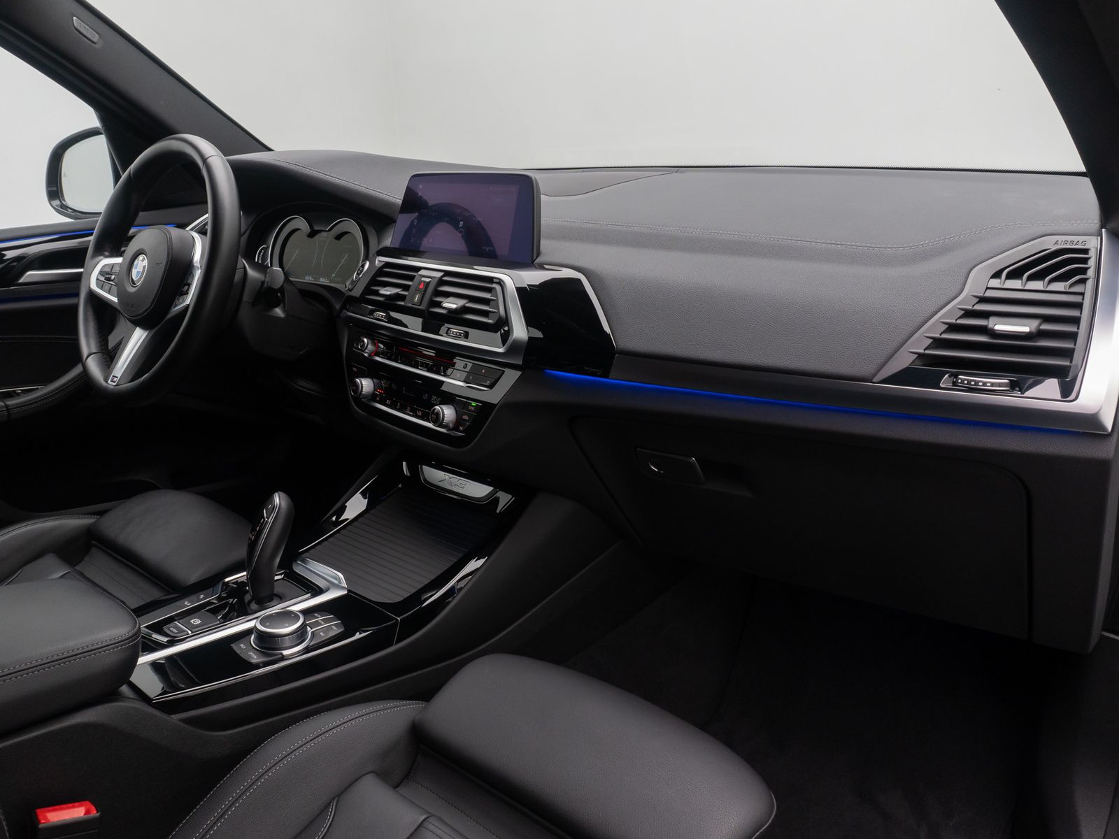 Fahrzeugabbildung BMW X3 xD20i LuxuryLine HUD Kamera Alarm HiFi 21Zoll