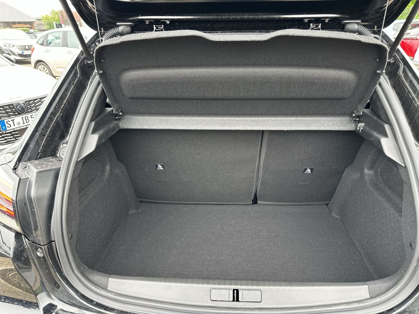 Peugeot 208 - Bild 5