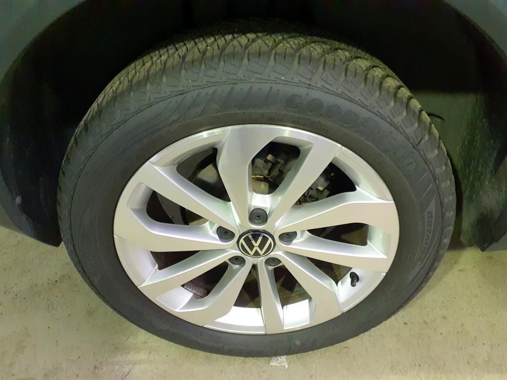 Volkswagen T-Roc Style 1.5 TSI AHK*RFK*PDC*Tempo*Klima*NAV