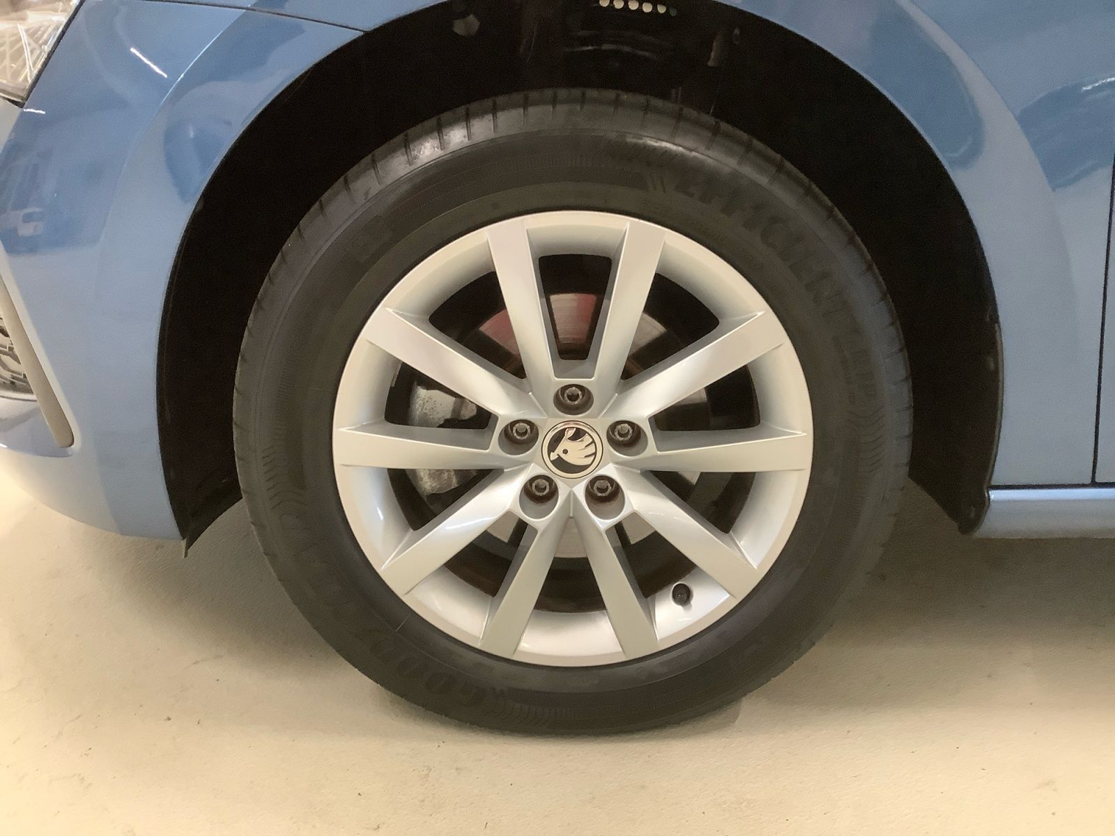 Scala Ambition 1.0 TSI / LED BLUETOOTH RÜCKFAHR