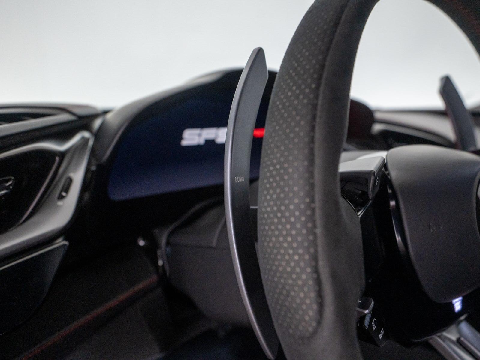 Ferrari SF90 Spider