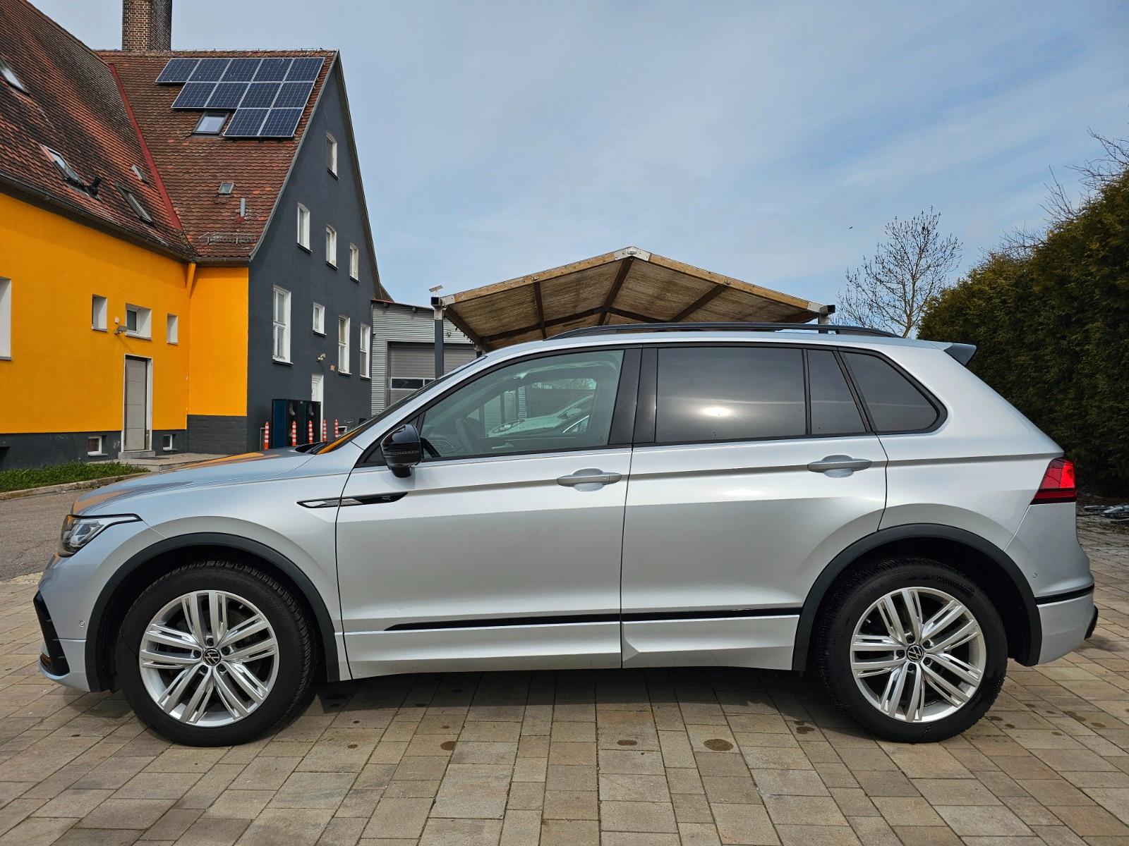 Volkswagen Tiguan R-Line 4Motion