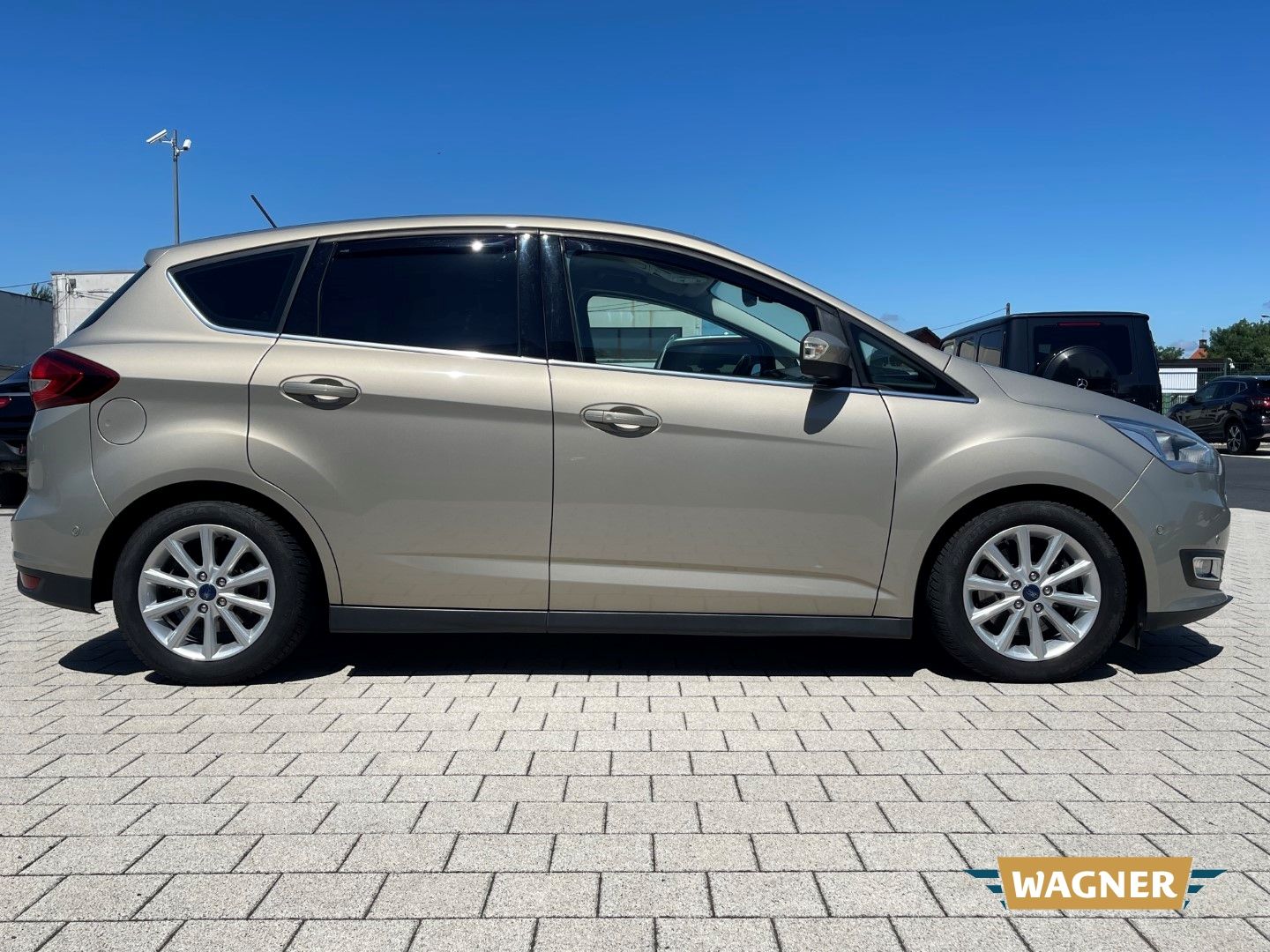 Fahrzeugabbildung Ford C-Max Titanium 1.5 EcoBoost Standheizung