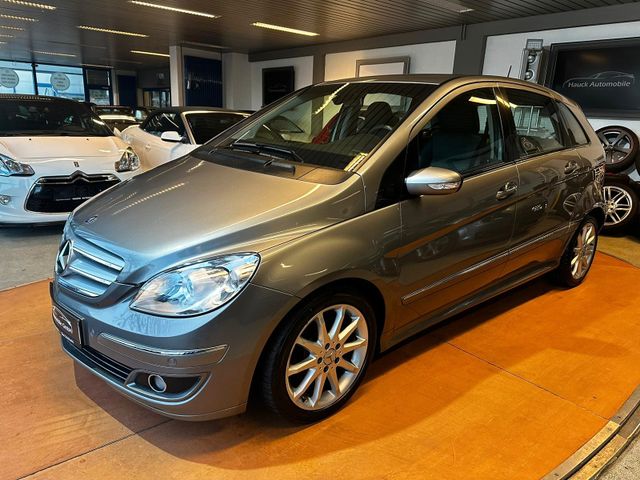 Mercedes-Benz B 200 Turbo AUTOMATIK/NAVI/PDC/KLIMA/TLEDER