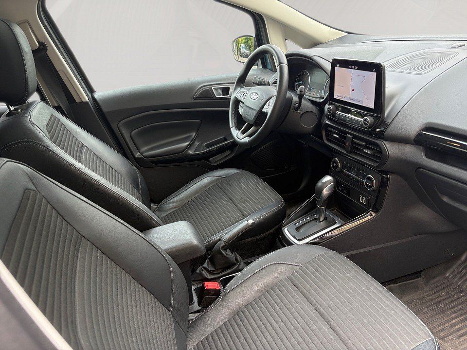 Fahrzeugabbildung Ford EcoSport 1.0i 125PS A/T EcoBoost Titanium