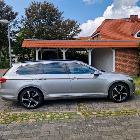 VW Passat Variant