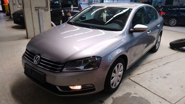 Volkswagen Passat Lim. Trendline BlueMotion 2.0TDI 140ps