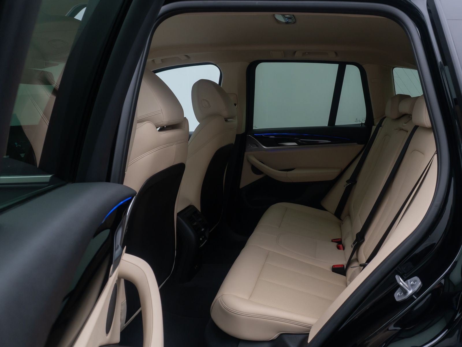 Fahrzeugabbildung BMW X3 xD20d Kamera DAB H/K Leder Sportsitz 18Zoll
