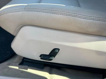 Mercedes E 250 - 10