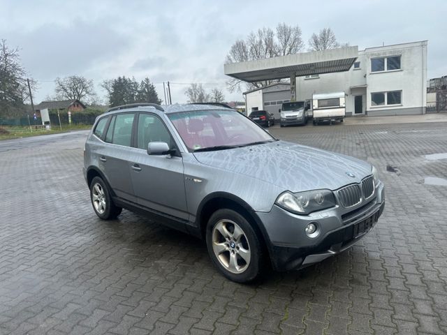 BMW X3 Baureihe X3 3.0d LEDER 1 HAND KLIMA EURO 4