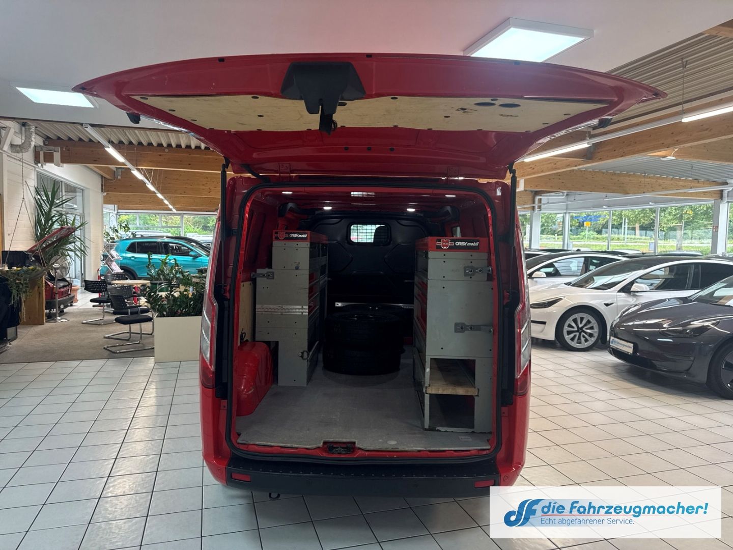 Fahrzeugabbildung Ford Transit Custom Kasten 340 L2 Trend 2.0 TDCi Navi