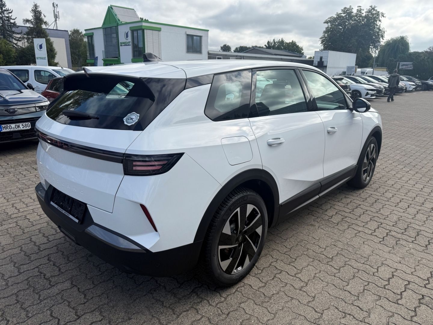 Fahrzeugabbildung Opel Grandland 1.2 Edition SHZ+LHZ+Kamera+Allwetter