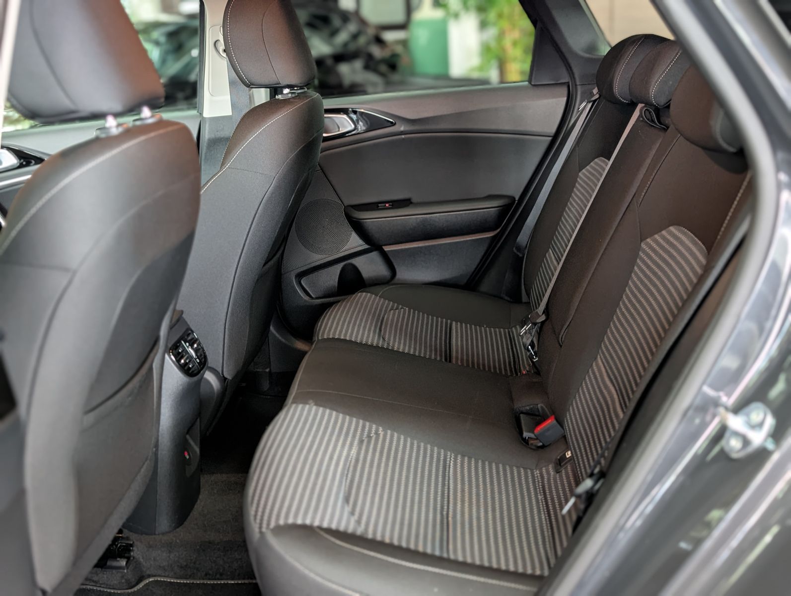 Fahrzeugabbildung Kia cee'd Sportswagon 1.5 Spirit SCC JBL KAM 7J Gar.