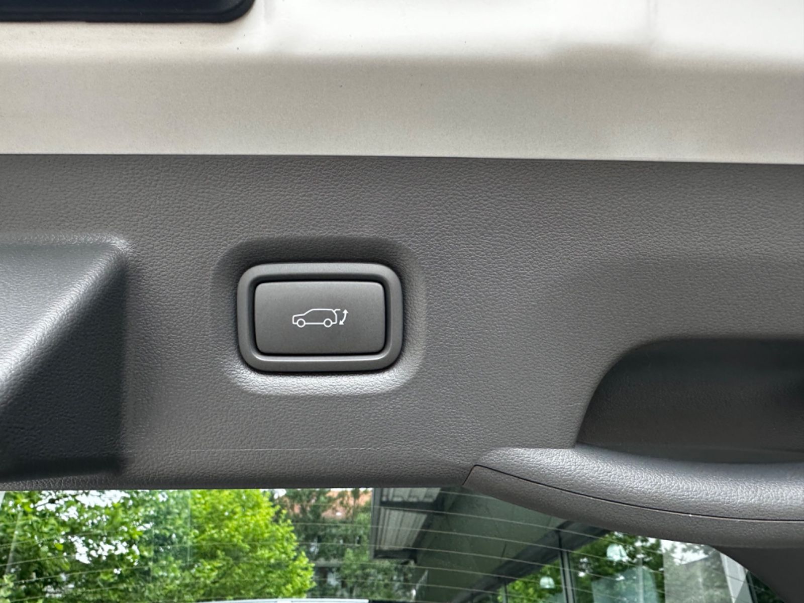 Fahrzeugabbildung Hyundai IONIQ 5 2WD 72,6 kWh UNIQ-Paket 20" LEDER SOFORT