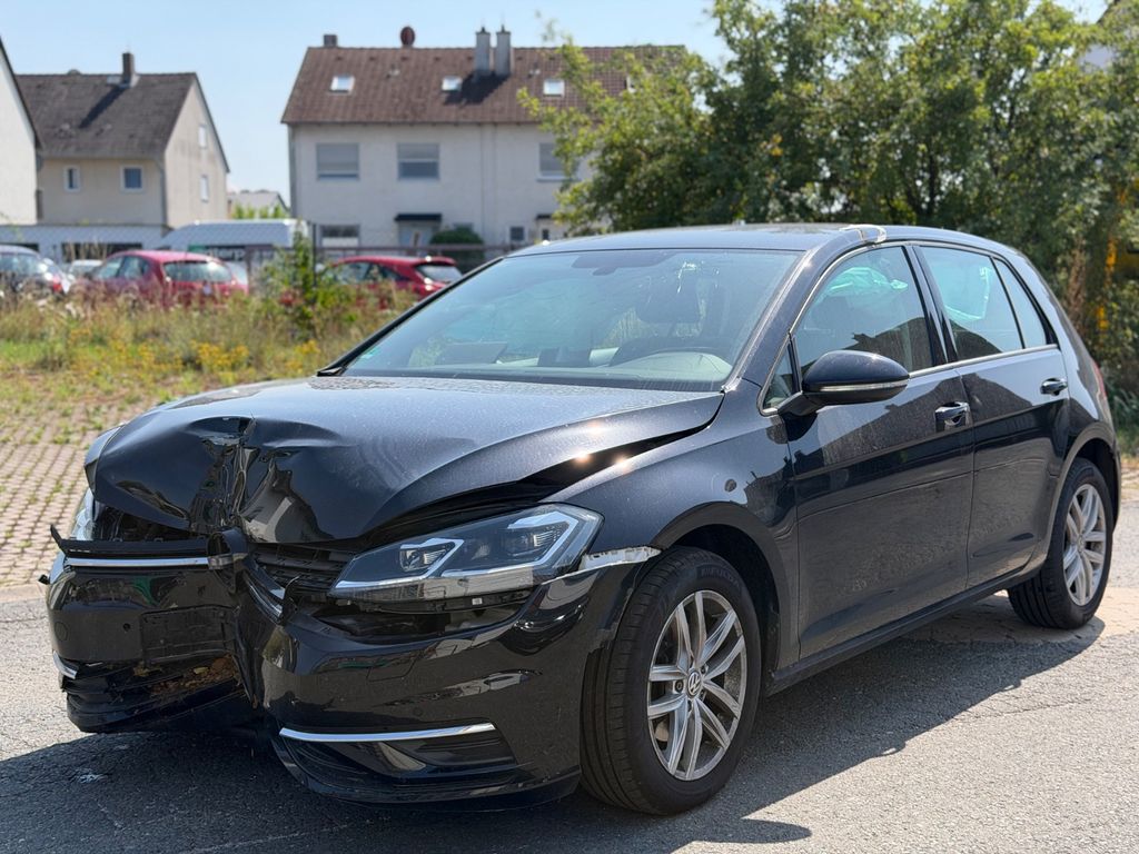 Image of Volkswagen Golf