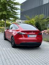 Tesla Model Y Long Range AWD, 20-Zoll, weiße Sitze, WR - Tesla Model Y: Rot