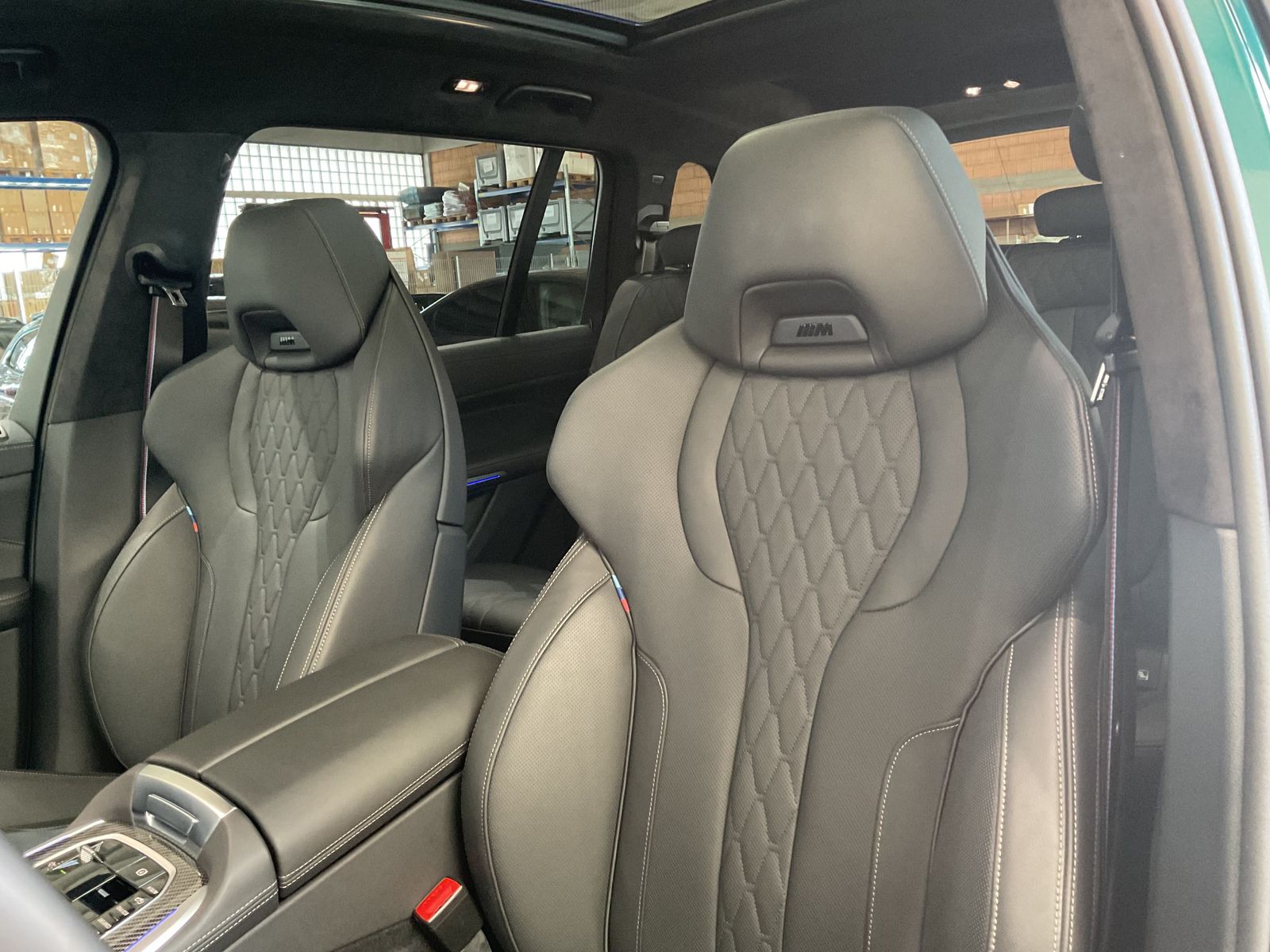 Fahrzeugabbildung BMW X7 M60i Soft-Close, Sitzbelüftung, Sky Lounge