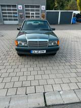 Mercedes-Benz 190 D 2.5 L W201 - Mercedes-Benz 190 mit Diesel-Antrieb: 2.5