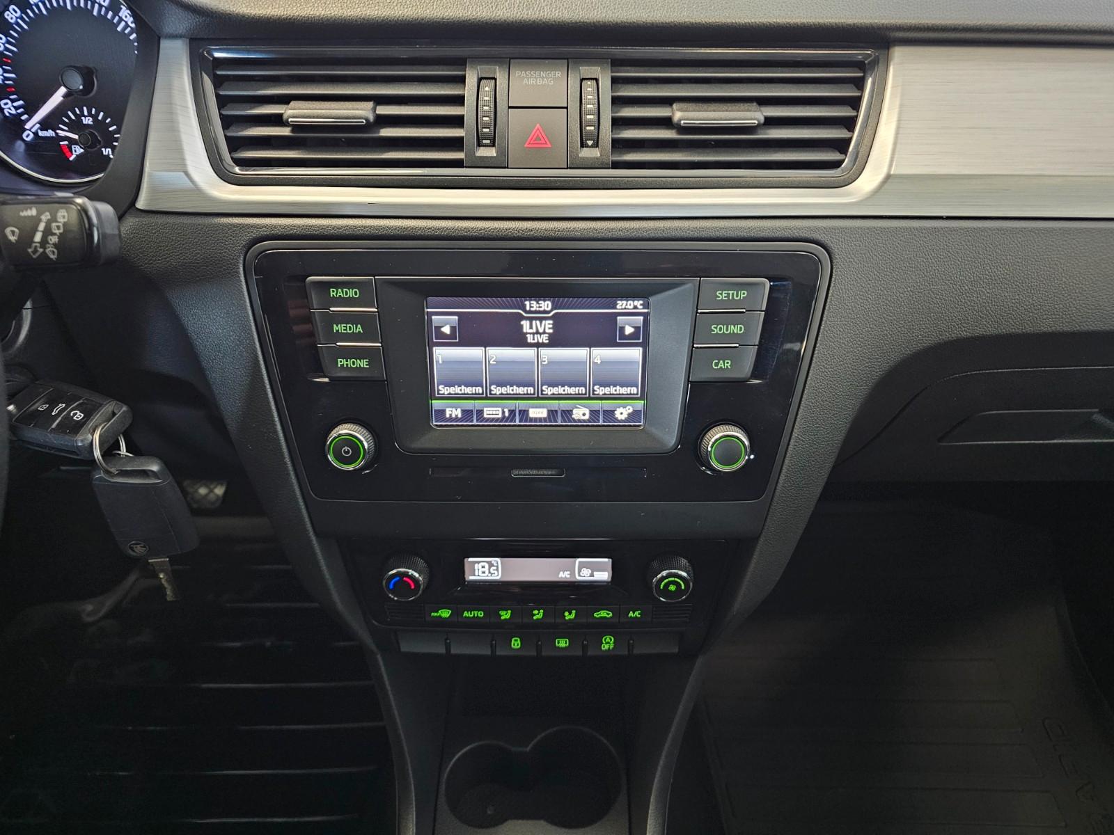 Skoda Rapid 2015 — photo 15