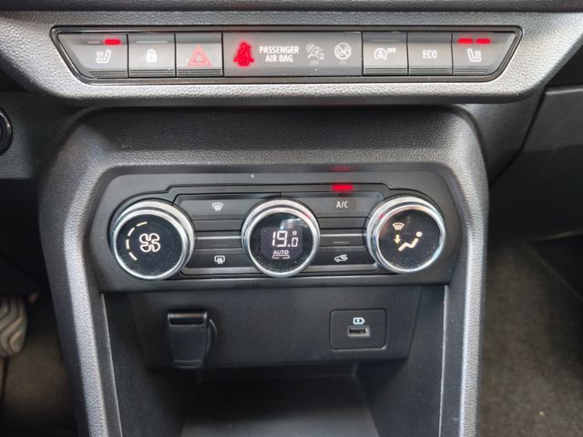 Dacia Sandero III Stepway Com*Navi*LED*SHZ*PDC*Kamera*