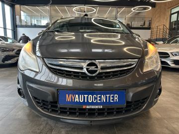 Opel Corsa D Selective *Klimaanlage*