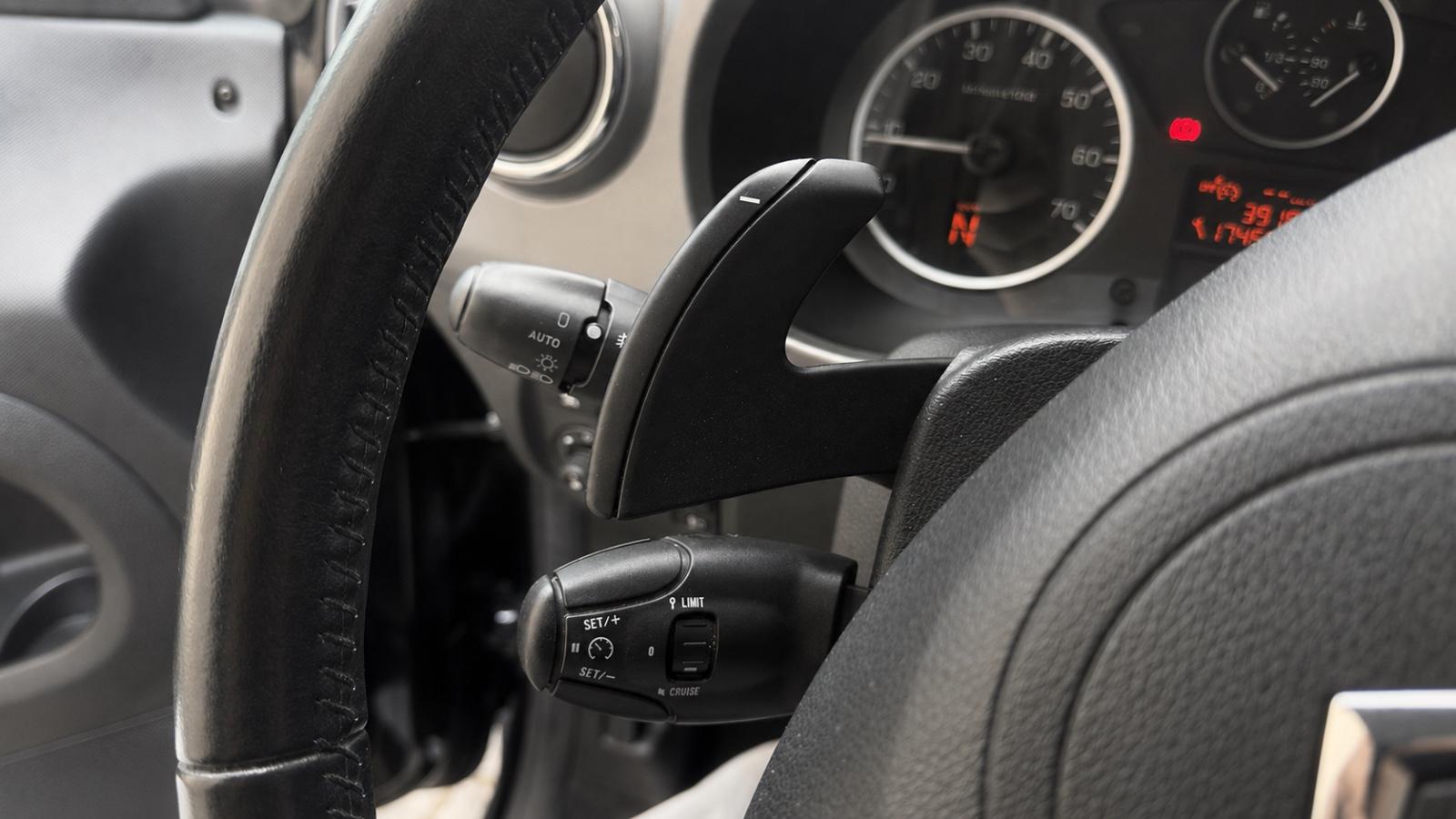 Citroën Berlingo Kombi Silver Selection*TÜVneu*Klima*AHK