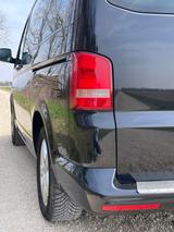 Volkswagen T5 Multivan, Camper-Ausbau, Tauschmotor, AHK - Volkswagen T5: Ausbau