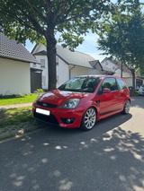Ford Fiesta ST ST - Ford Fiesta aus 2005: ST