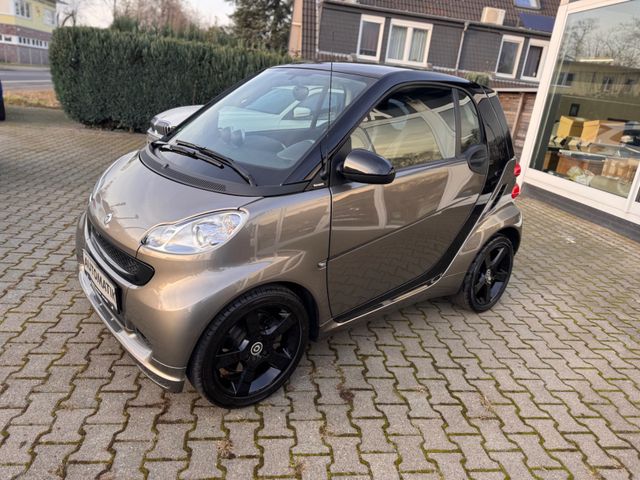 Smart ForTwo "Brabus-Optik" 16 Zoll Glasdach 84 PS TOP