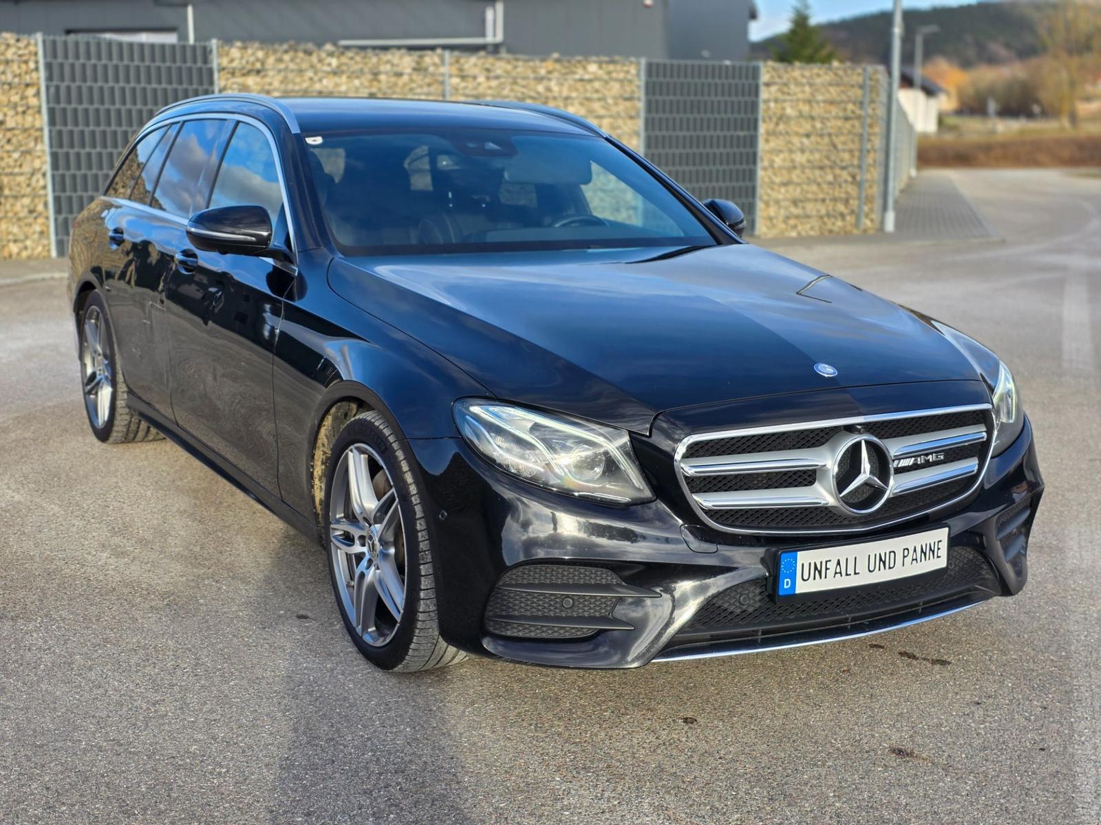 Mercedes-Benz E 220 Td AMG/MultibeamLED/360°/AHK/19"AMG Felgen