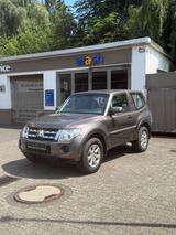 Mitsubishi Pajero IV Tüv Neu 1.Hand - Mitsubishi Pajero aus 2012