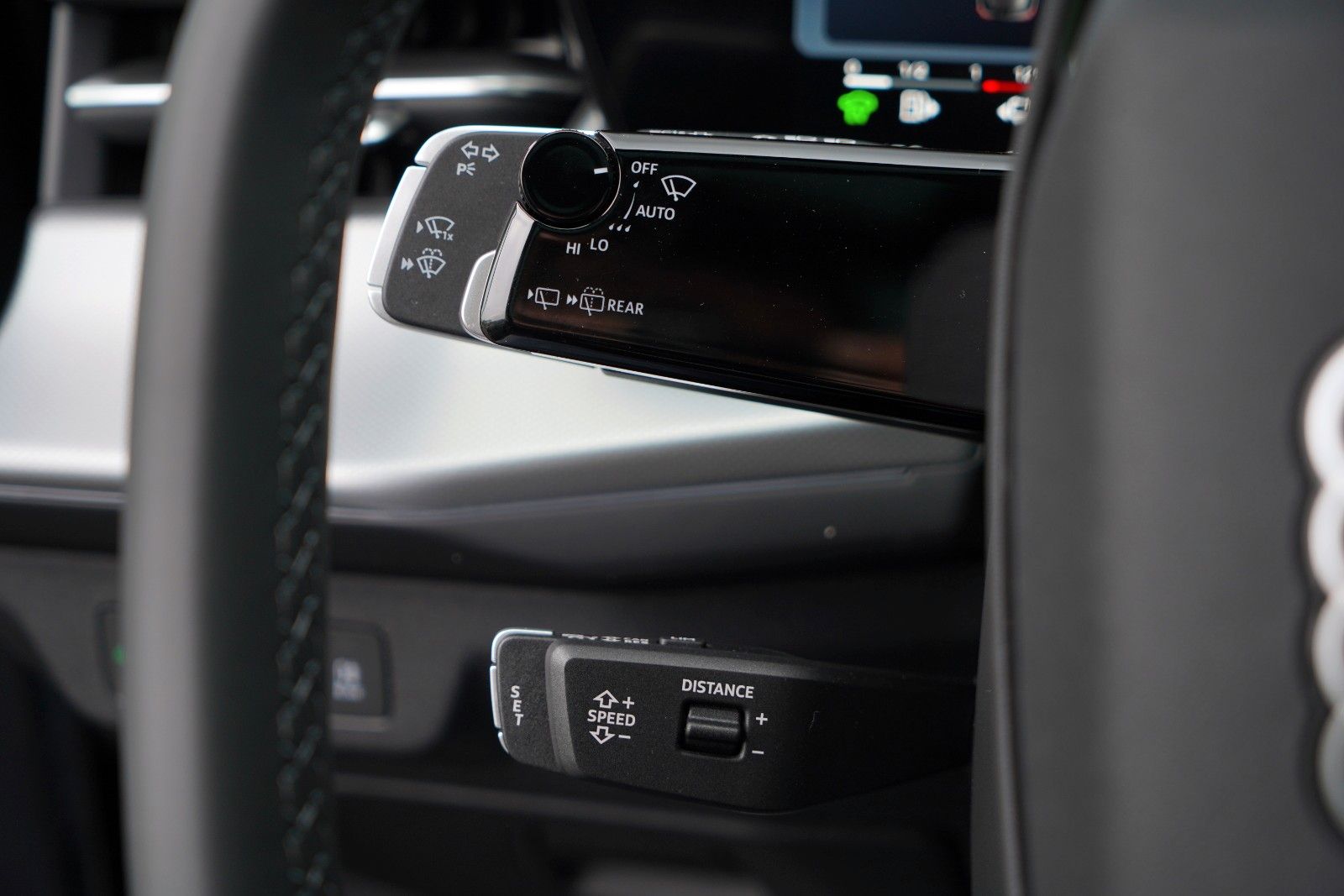 Audi Q3 SUV e-hybrid AHK S-LINE PANO TECH PRO MATRIX foto 19