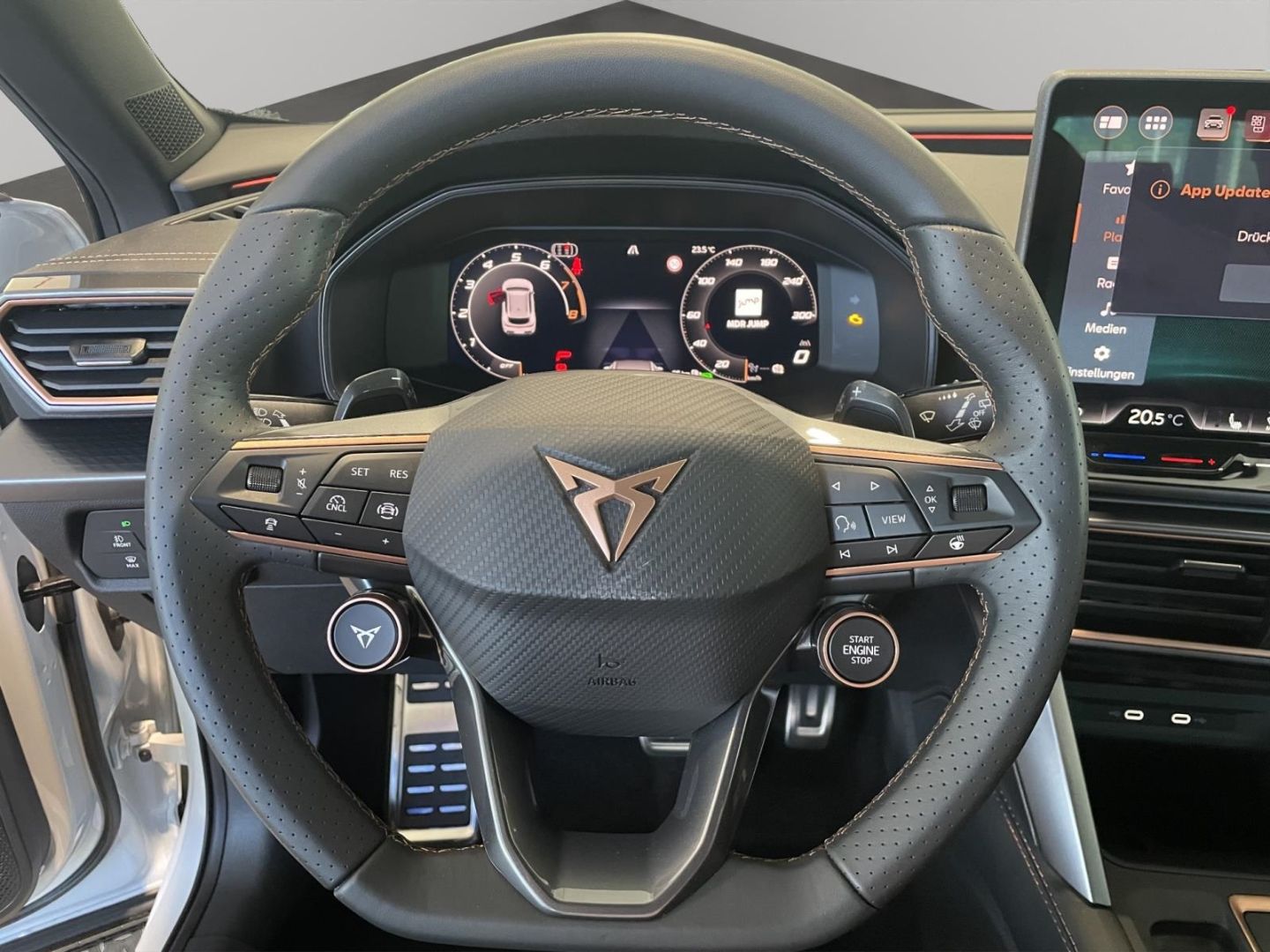 Fahrzeugabbildung CUPRA Formentor 1.5 eTSI 110 kW AHK-klappbar Navi Digi
