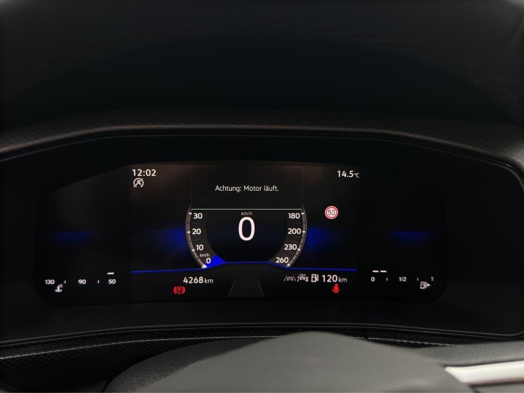 Fahrzeugabbildung Volkswagen T-Cross Life Life,IQ DRIVE Paket,GJR,App Connect