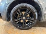 Volkswagen TiguanAllspace R-Line2.0TDI DSG/PANO/AHK/7SITZER - Diesel Gebrauchtwagen