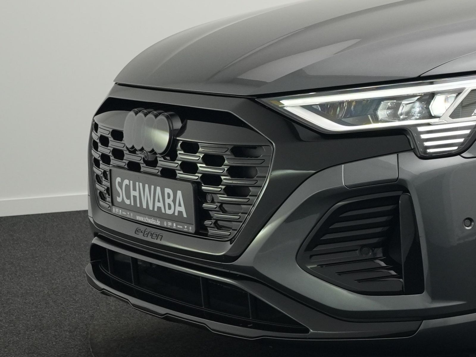 Audi Q8 e-tron - Bild 36