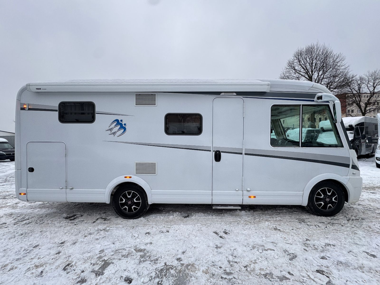 Fahrzeugabbildung Knaus VAN 650 I MEG AUTOMATIK LÄNGSBETT HUBBETT 1.HAND