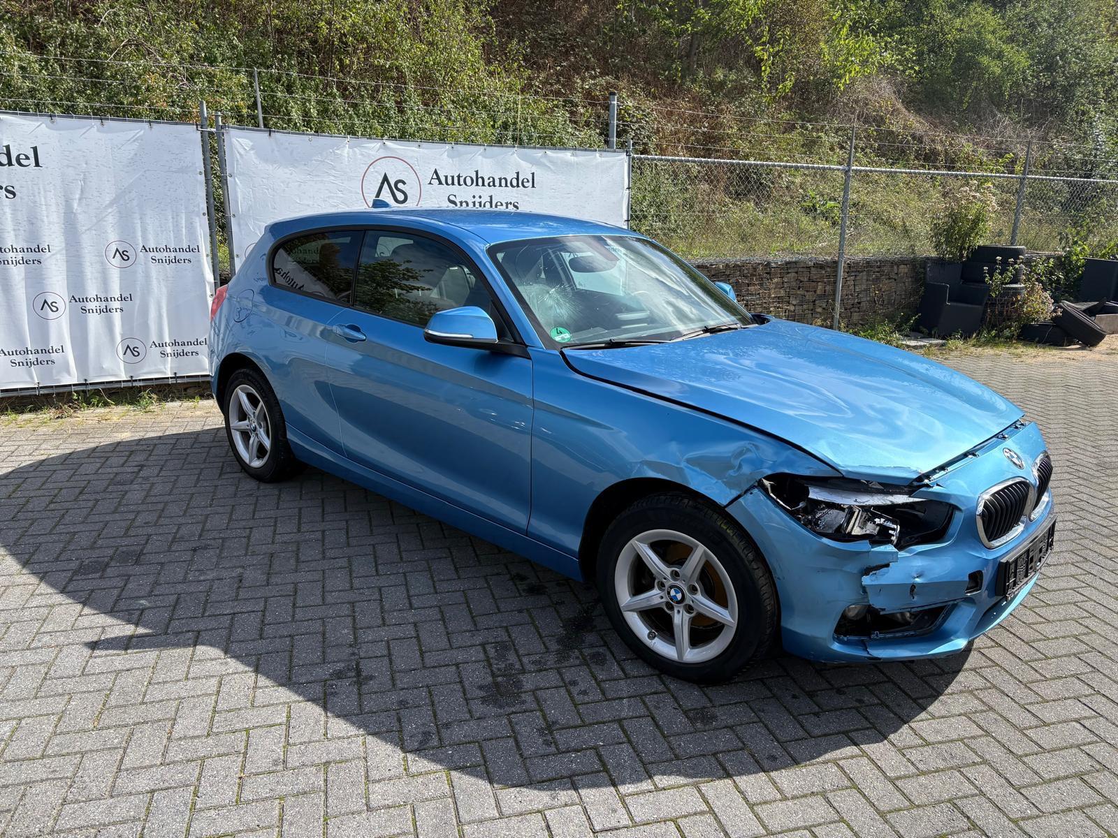BMW 116 1 Limousine 3-trg. 116 d Advantage